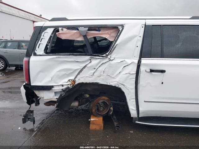2018 GMC YUKON XL DENALI 6