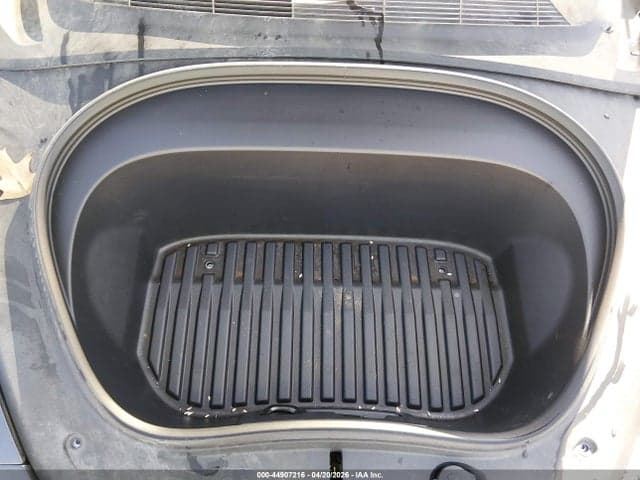 2024 TESLA MODEL 3 PERFORMANCE ALL-WHEEL DRIVE 10