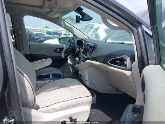 2020 CHRYSLER PACIFICA LIMITED 5