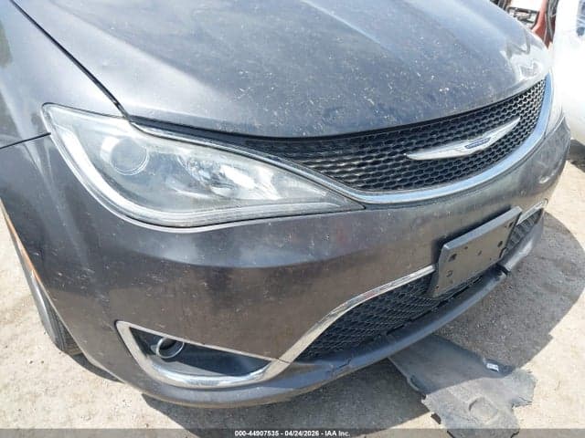 2020 CHRYSLER PACIFICA LIMITED 6
