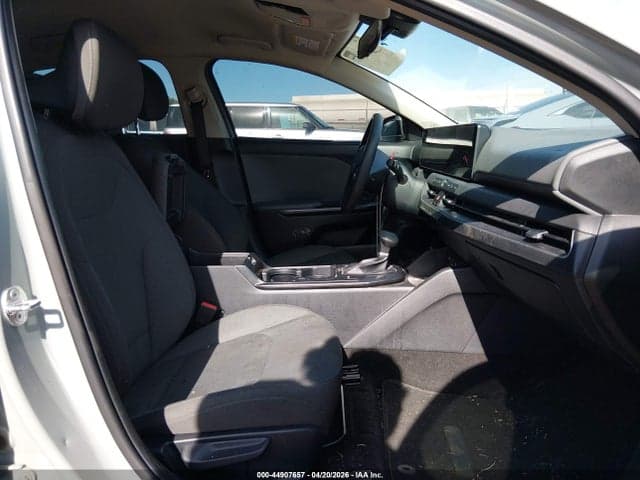 2025 KIA K4 LXS 5