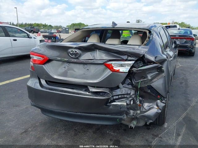 2020 TOYOTA CAMRY LE 6
