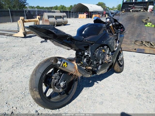 2025 YAMAHA YZF1000 4