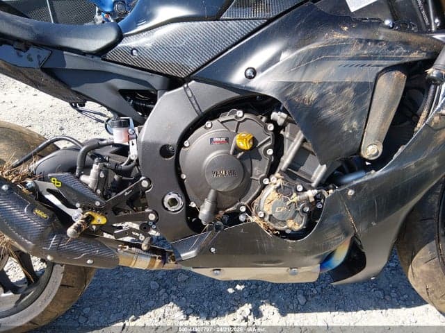 2025 YAMAHA YZF1000 8