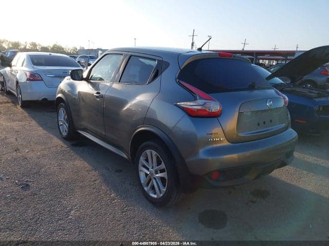 2017 NISSAN JUKE S 3