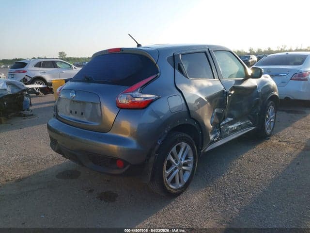 2017 NISSAN JUKE S 4