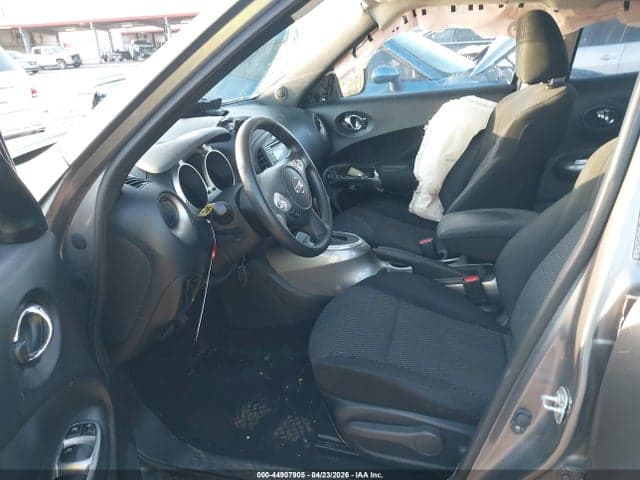 2017 NISSAN JUKE S 5