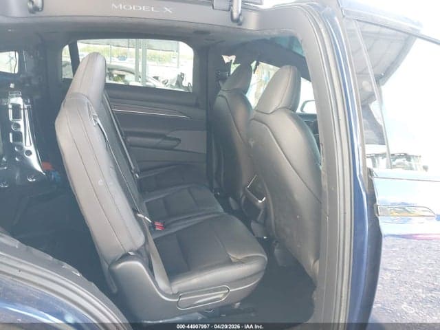 2025 TESLA MODEL X LONG RANGE 8