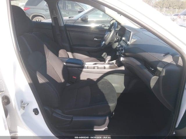 2024 NISSAN SENTRA SV XTRONIC CVT 5