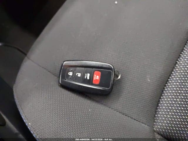 2022 TOYOTA COROLLA SE 11