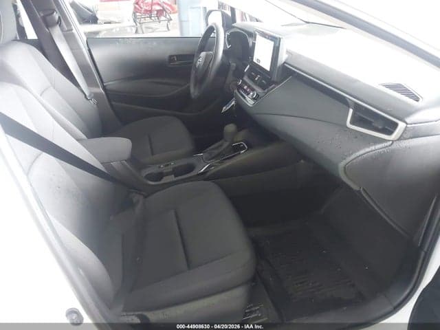 2026 TOYOTA COROLLA LE 5