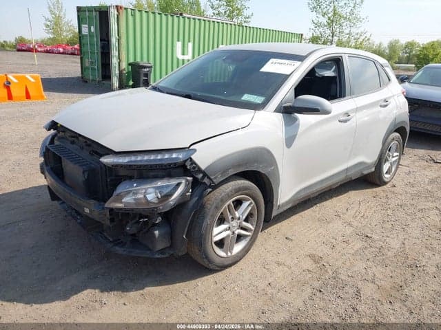 2022 HYUNDAI KONA SE 2