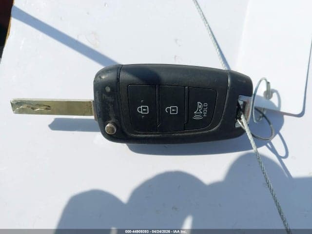 2022 HYUNDAI KONA SE 11