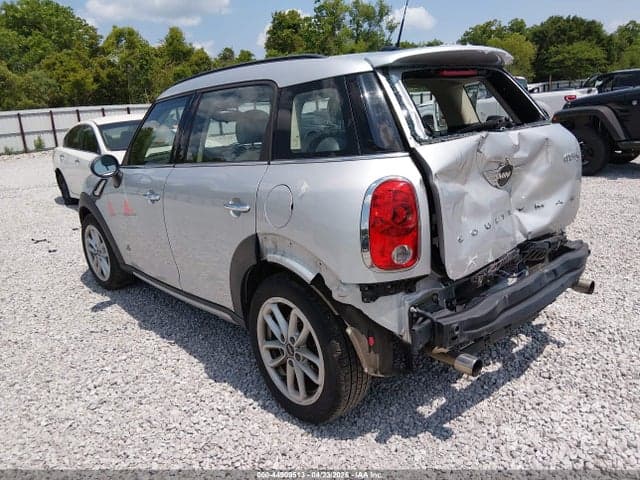 2016 MINI COUNTRYMAN COOPER 3