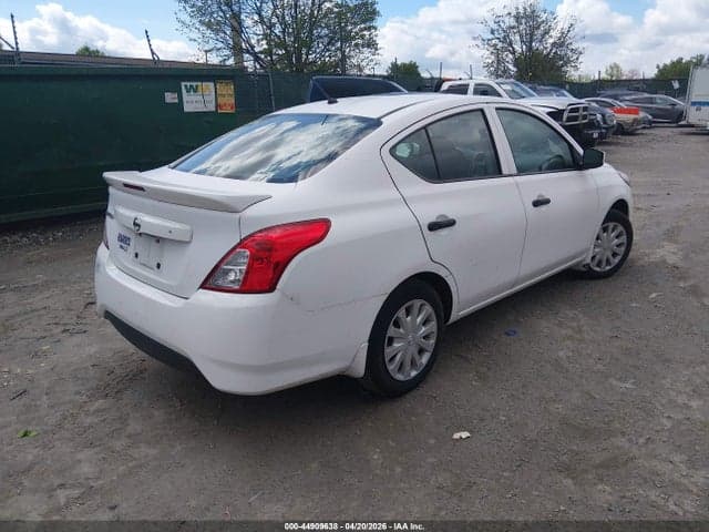 2019 NISSAN VERSA 1.6 S 4