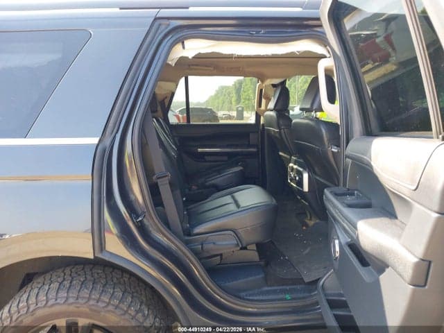 2022 FORD EXPEDITION XLT 8