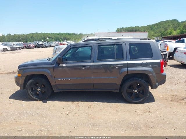 2017 JEEP PATRIOT LATITUDE 4X4 14