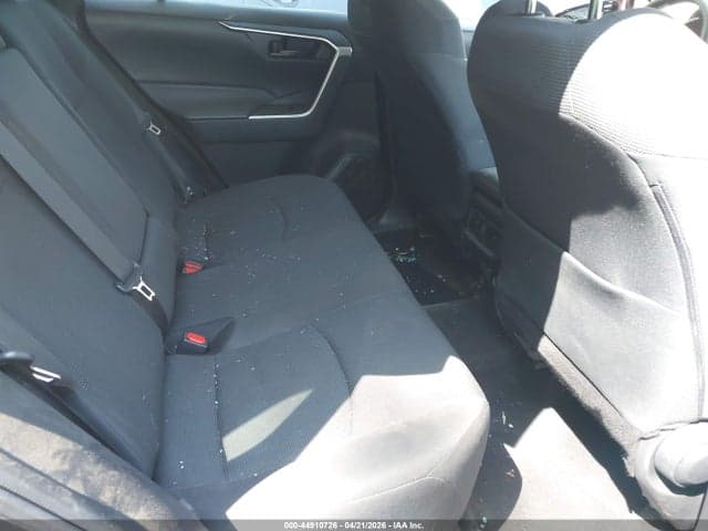 2024 TOYOTA RAV4 LE 8