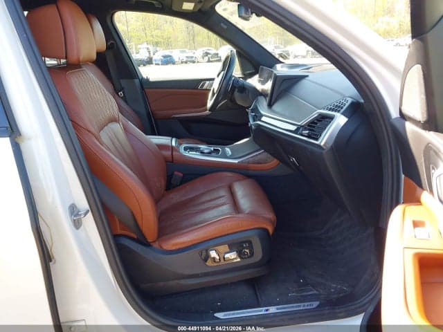 2024 BMW X7 XDRIVE40I 5