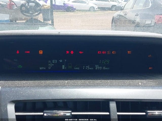 2017 TOYOTA PRIUS V FIVE/FOUR/THREE/TWO 7