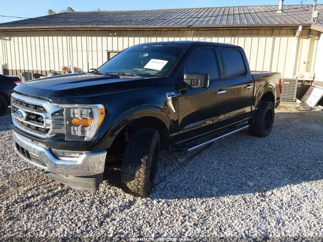 2022 FORD F-150 XLT 2
