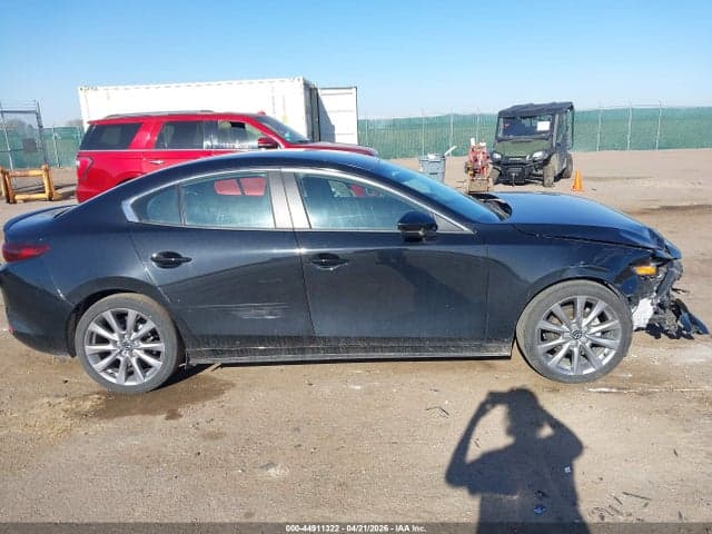 2022 MAZDA MAZDA3 SELECT 13