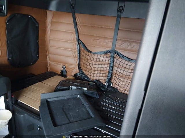 2020 FREIGHTLINER NEW CASCADIA 126 8