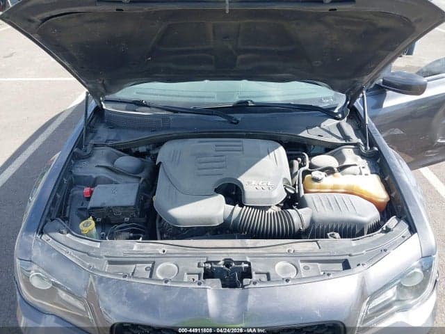 2019 CHRYSLER 300 300S 10