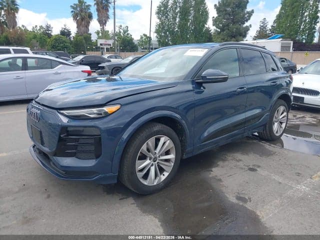 2025 AUDI Q6 E-TRON PREMIUM 2