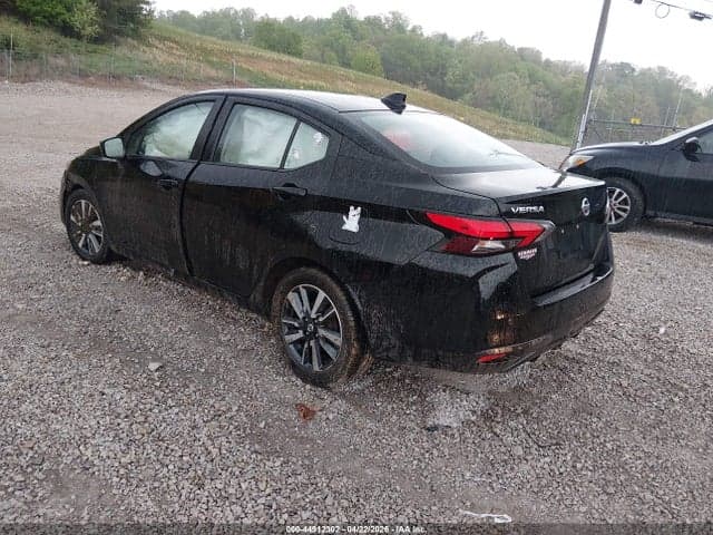 2021 NISSAN VERSA SV XTRONIC CVT 3