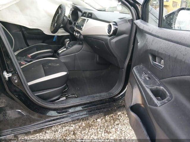 2021 NISSAN VERSA SV XTRONIC CVT 5
