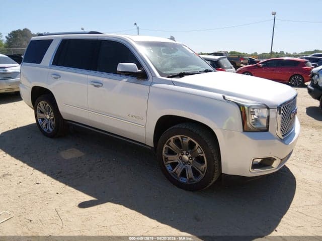 2017 GMC YUKON DENALI 1