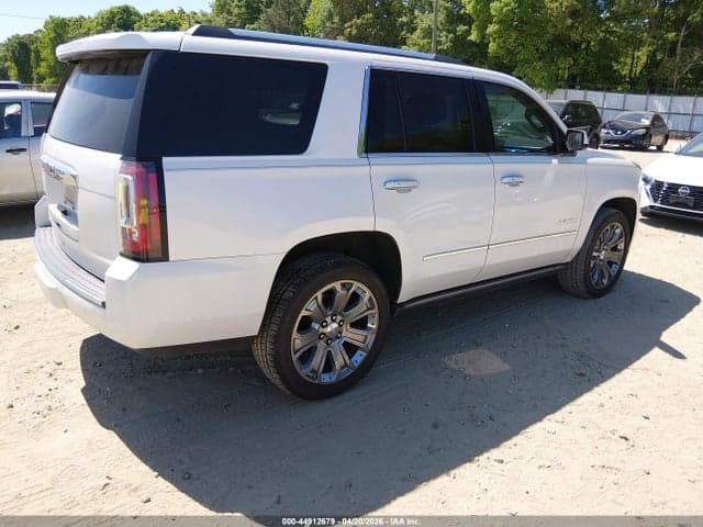 2017 GMC YUKON DENALI 4