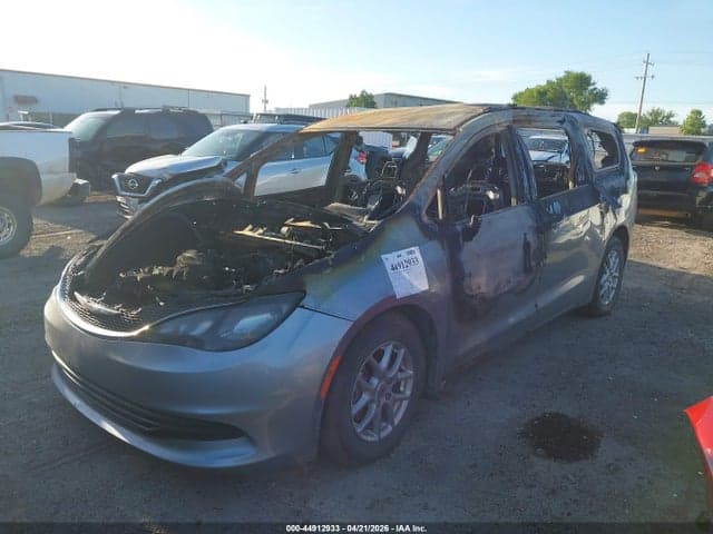 2021 CHRYSLER VOYAGER LXI 2