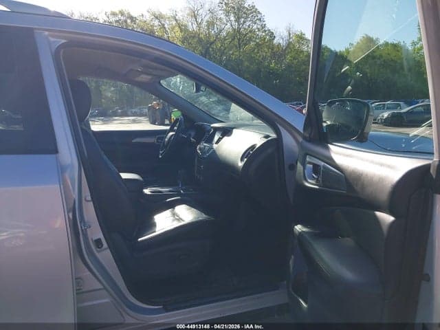 2018 NISSAN PATHFINDER SL 5
