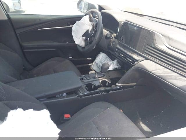 2025 TOYOTA CAMRY LE 5