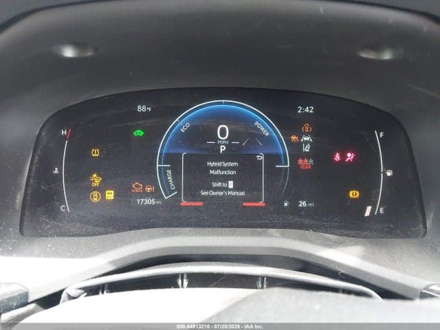 2025 TOYOTA CAMRY LE 7