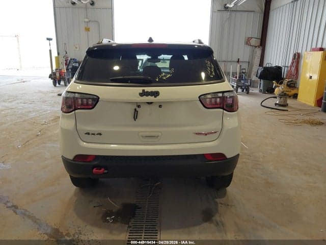 2019 JEEP COMPASS TRAILHAWK 4X4 17