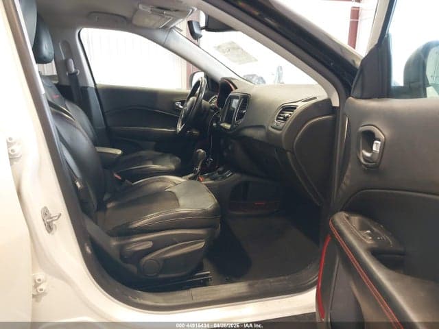 2019 JEEP COMPASS TRAILHAWK 4X4 5
