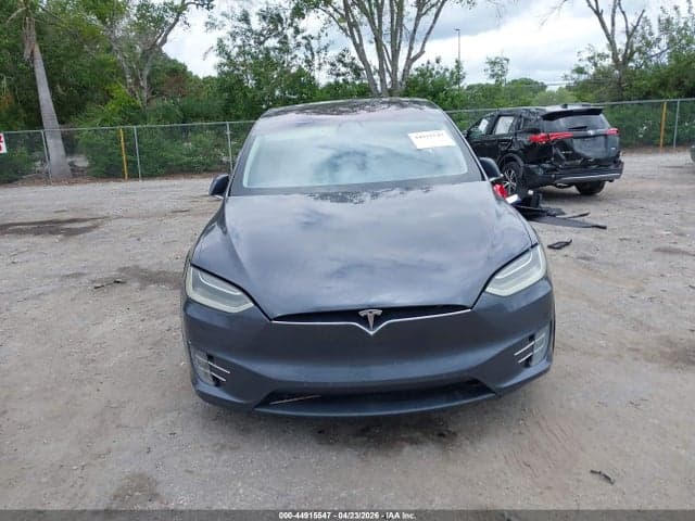 2018 TESLA MODEL X 12