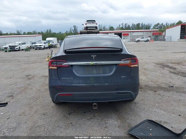 2018 TESLA MODEL X 16