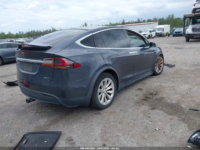 2018 TESLA MODEL X 4