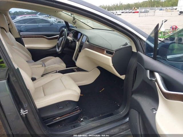 2018 TESLA MODEL X 5