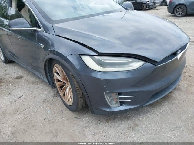 2018 TESLA MODEL X 6