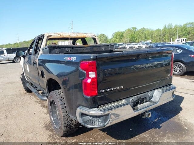 2019 CHEVROLET SILVERADO 1500 LT 3