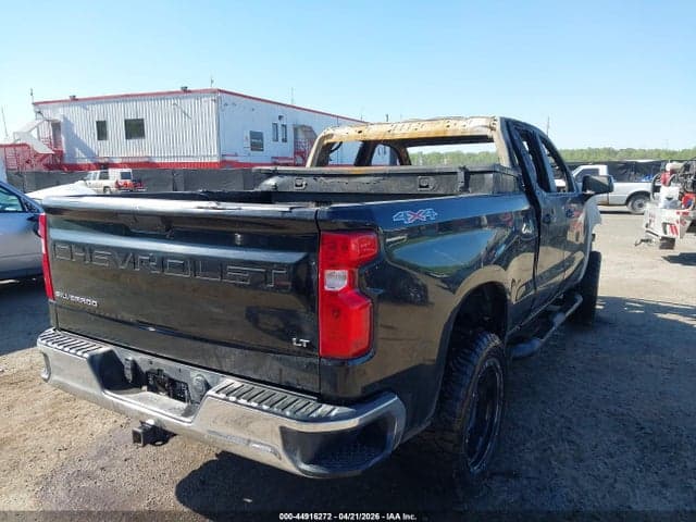 2019 CHEVROLET SILVERADO 1500 LT 4
