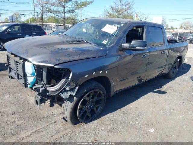 2021 RAM 1500 LARAMIE 4X4 6'4 BOX 2