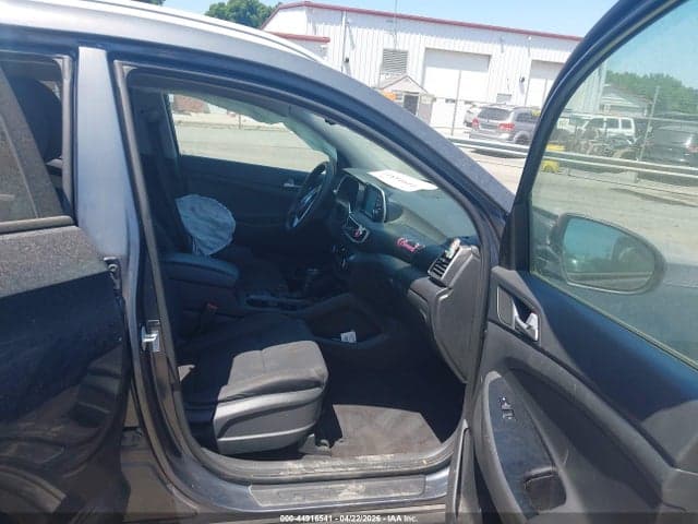 2019 HYUNDAI TUCSON VALUE 5