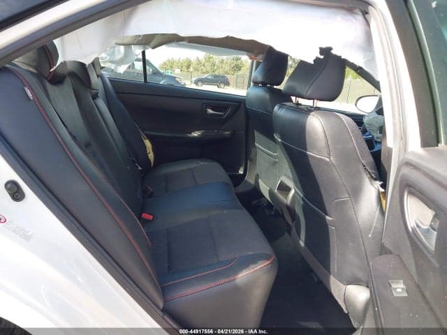 2017 TOYOTA CAMRY SE 8