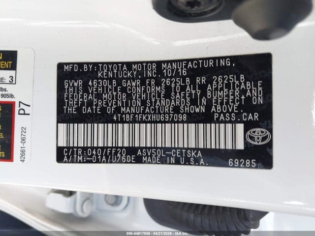 2017 TOYOTA CAMRY SE 9